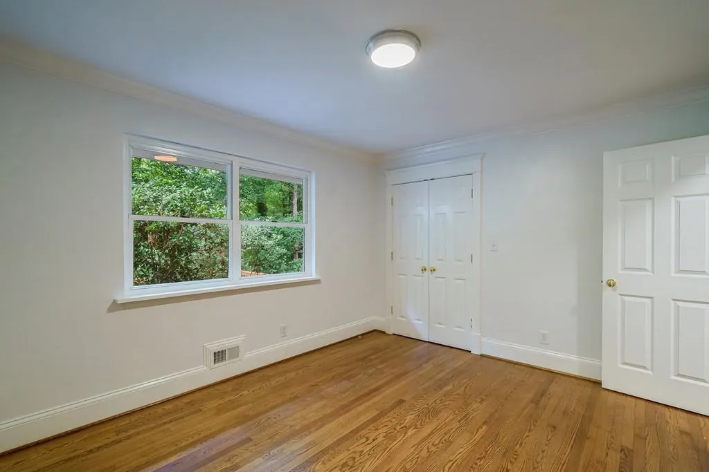 350 Forest Hills Drive, Sandy Springs, Georgia 30342, 3 Bedrooms Bedrooms, ,2 BathroomsBathrooms,Residential,Sold,350 Forest Hills Drive,7055895