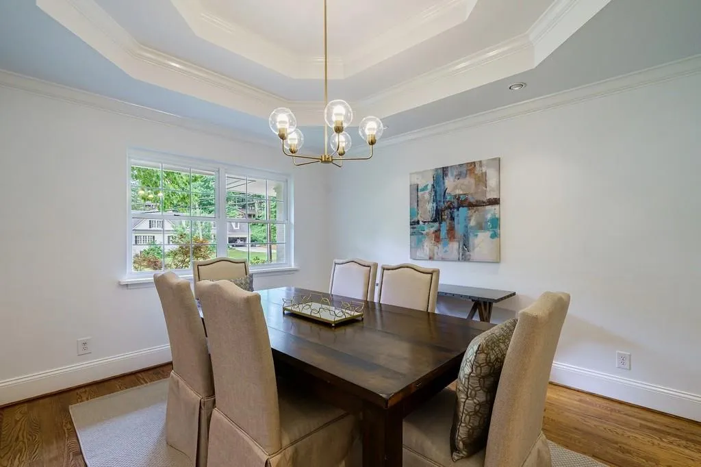 350 Forest Hills Drive, Sandy Springs, Georgia 30342, 3 Bedrooms Bedrooms, ,2 BathroomsBathrooms,Residential,Sold,350 Forest Hills Drive,7055895