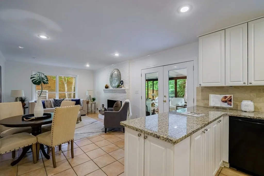 350 Forest Hills Drive, Sandy Springs, Georgia 30342, 3 Bedrooms Bedrooms, ,2 BathroomsBathrooms,Residential,Sold,350 Forest Hills Drive,7055895