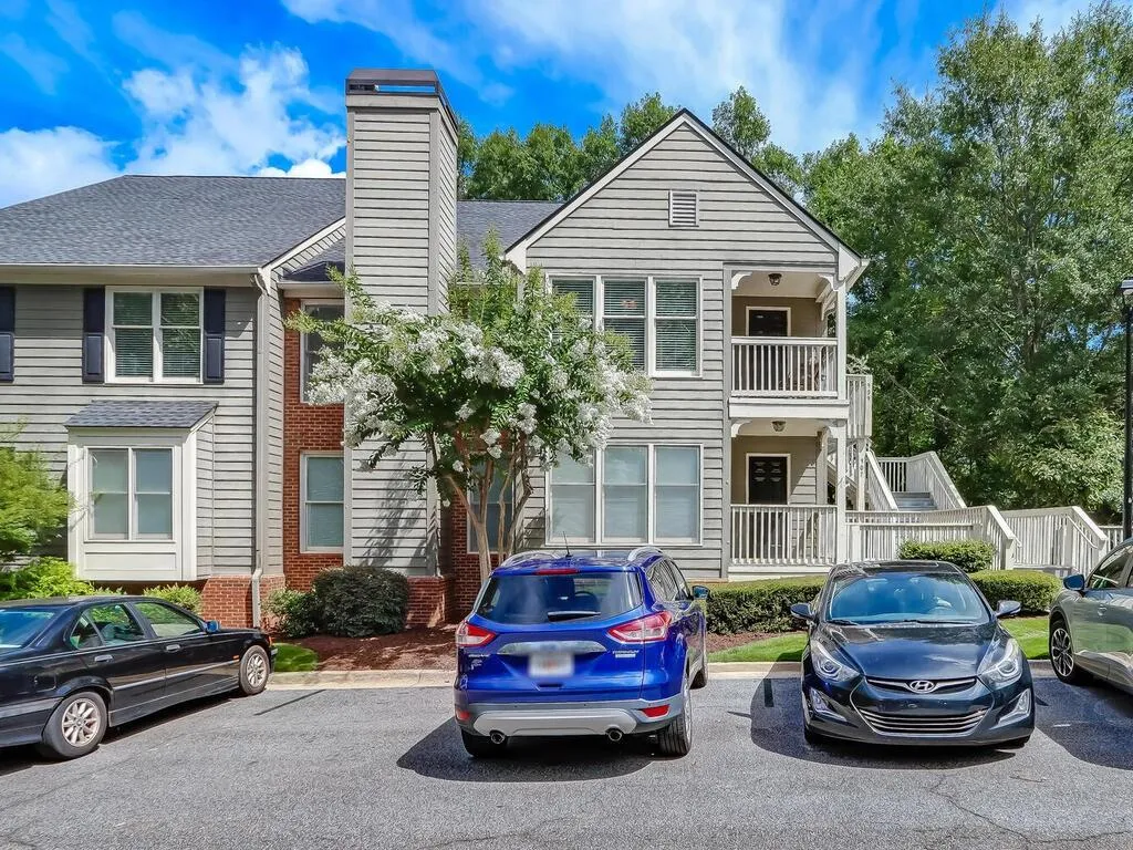 909 Camden Court Unit 909, Atlanta, Georgia 30327, 2 Bedrooms Bedrooms, ,2 BathroomsBathrooms,Residential,Sold,909 Camden Court Unit 909,6907234