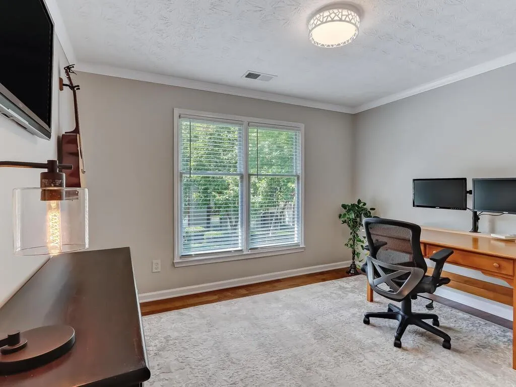 909 Camden Court Unit 909, Atlanta, Georgia 30327, 2 Bedrooms Bedrooms, ,2 BathroomsBathrooms,Residential,Sold,909 Camden Court Unit 909,6907234