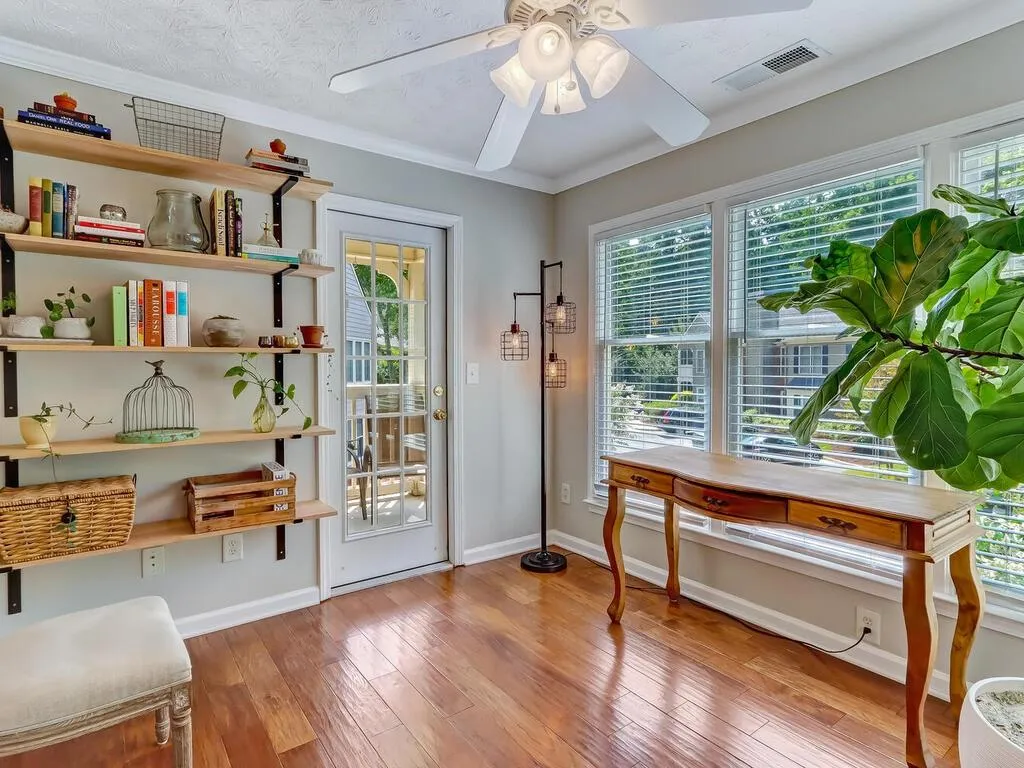 909 Camden Court Unit 909, Atlanta, Georgia 30327, 2 Bedrooms Bedrooms, ,2 BathroomsBathrooms,Residential,Sold,909 Camden Court Unit 909,6907234