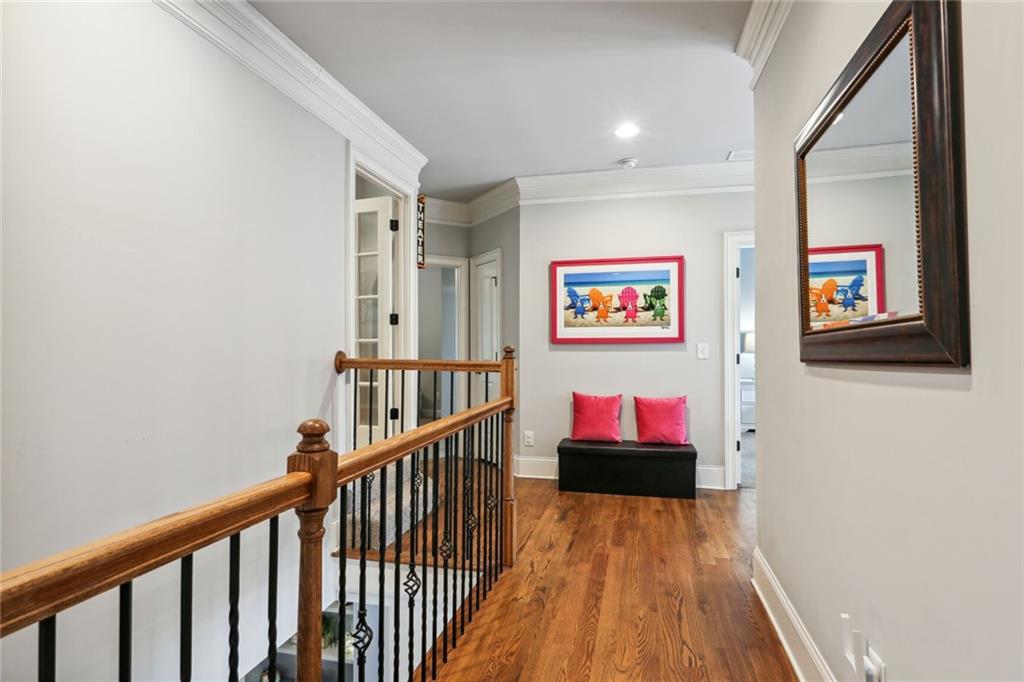 580 Windsor Parkway, Atlanta, Georgia 30342, 5 Bedrooms Bedrooms, ,4 BathroomsBathrooms,Residential,Sold,580 Windsor Parkway,7286861