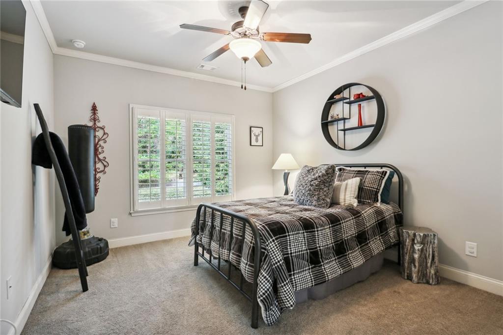 580 Windsor Parkway, Atlanta, Georgia 30342, 5 Bedrooms Bedrooms, ,4 BathroomsBathrooms,Residential,Sold,580 Windsor Parkway,7286861