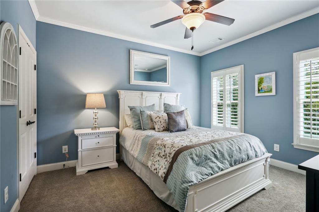 580 Windsor Parkway, Atlanta, Georgia 30342, 5 Bedrooms Bedrooms, ,4 BathroomsBathrooms,Residential,Sold,580 Windsor Parkway,7286861