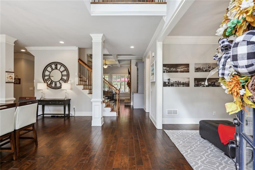 580 Windsor Parkway, Atlanta, Georgia 30342, 5 Bedrooms Bedrooms, ,4 BathroomsBathrooms,Residential,Sold,580 Windsor Parkway,7286861