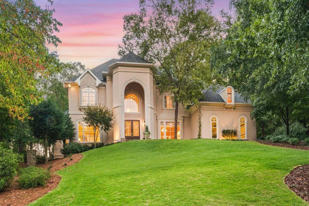 European Inspired, great roof line & arches.