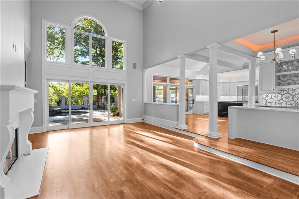 520 Chestnut Rose Lane, Sandy Springs, Georgia 30327, 4 Bedrooms Bedrooms, ,6 BathroomsBathrooms,Residential,For Sale,520 Chestnut Rose Lane,7674991