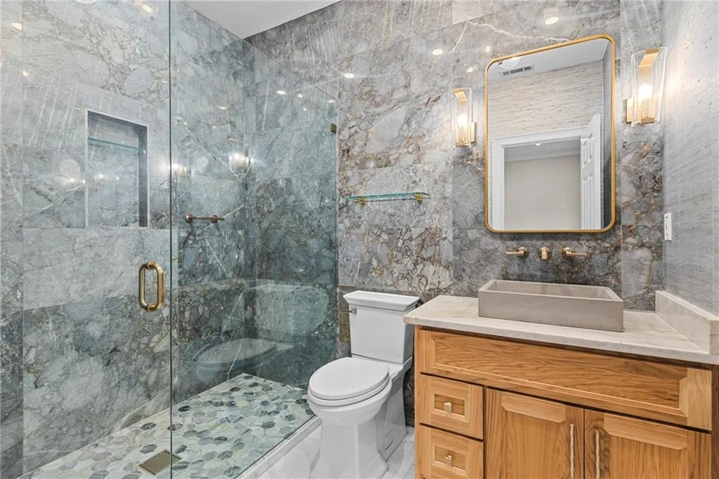 520 Chestnut Rose Lane, Sandy Springs, Georgia 30327, 4 Bedrooms Bedrooms, ,6 BathroomsBathrooms,Residential,For Sale,520 Chestnut Rose Lane,7674991