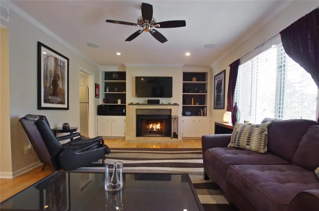 85 Ivy Trail Ne, Atlanta, Georgia 30342, 3 Bedrooms Bedrooms, ,3 BathroomsBathrooms,Residential,Sold,85 Ivy Trail Ne,5965913