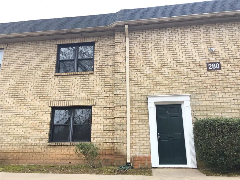 280 Winding River Drive Unit C, Dunwoody, Georgia 30350, 3 Bedrooms Bedrooms, ,2 BathroomsBathrooms,Residential,Sold,280 Winding River Drive Unit C,5986526