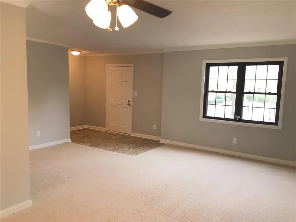 280 Winding River Drive Unit C, Dunwoody, Georgia 30350, 3 Bedrooms Bedrooms, ,2 BathroomsBathrooms,Residential,Sold,280 Winding River Drive Unit C,5986526