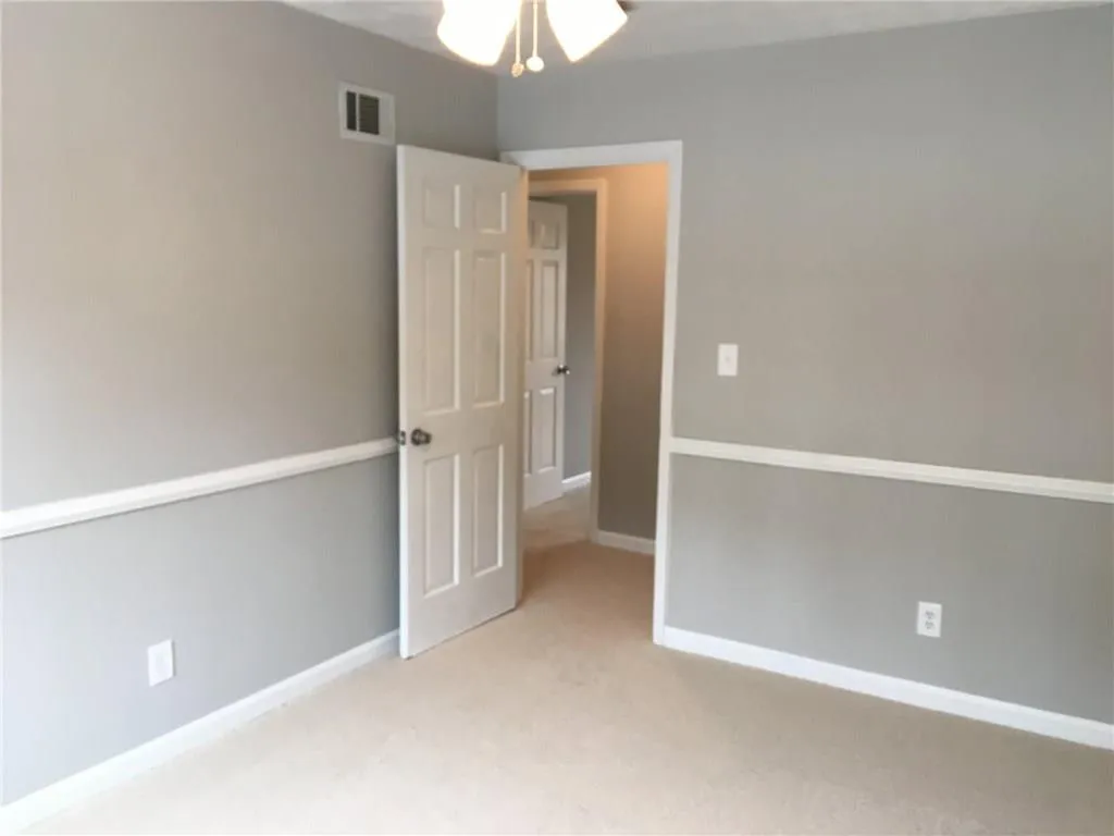 280 Winding River Drive Unit C, Dunwoody, Georgia 30350, 3 Bedrooms Bedrooms, ,2 BathroomsBathrooms,Residential,Sold,280 Winding River Drive Unit C,5986526