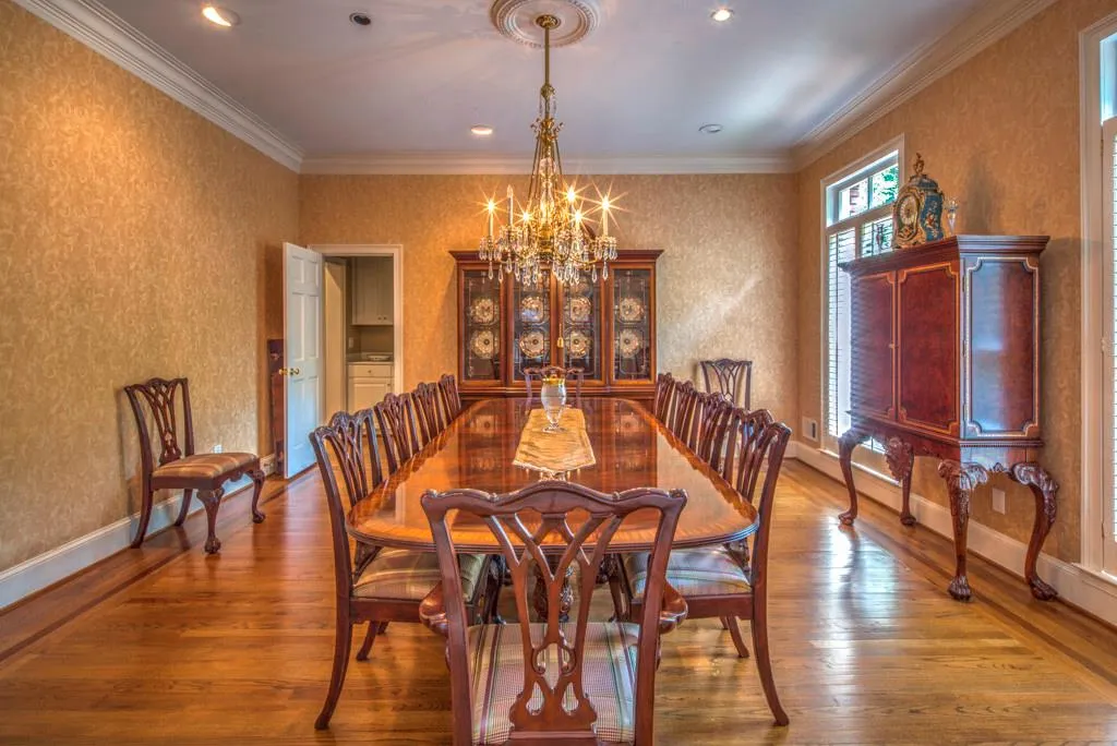 401 Valley Road Nw, Atlanta, Georgia 30305, 5 Bedrooms Bedrooms, ,7 BathroomsBathrooms,Residential,Sold,401 Valley Road Nw,5515540