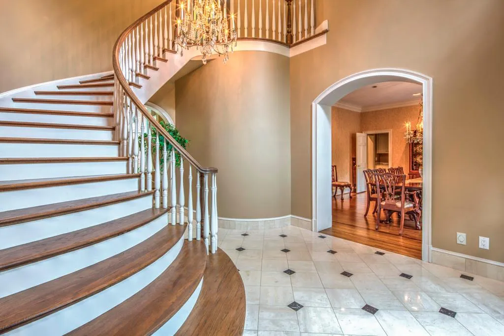 401 Valley Road Nw, Atlanta, Georgia 30305, 5 Bedrooms Bedrooms, ,7 BathroomsBathrooms,Residential,Sold,401 Valley Road Nw,5515540