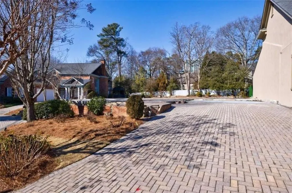 1014 Arbor Trace Ne, Atlanta, Georgia 30319, ,Land,For Sale,1014 Arbor Trace Ne,7638302