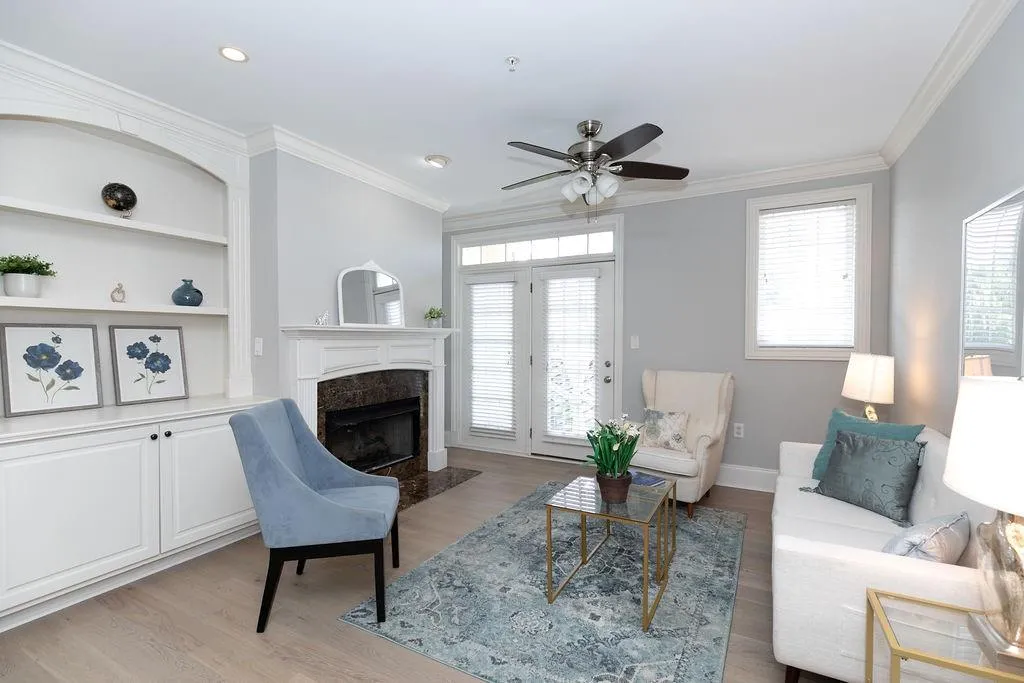 4810 Ivy Ridge Drive Se Unit 303, Atlanta, Georgia 30339, 2 Bedrooms Bedrooms, ,2 BathroomsBathrooms,Residential,For Sale,4810 Ivy Ridge Drive Se Unit 303,7595426