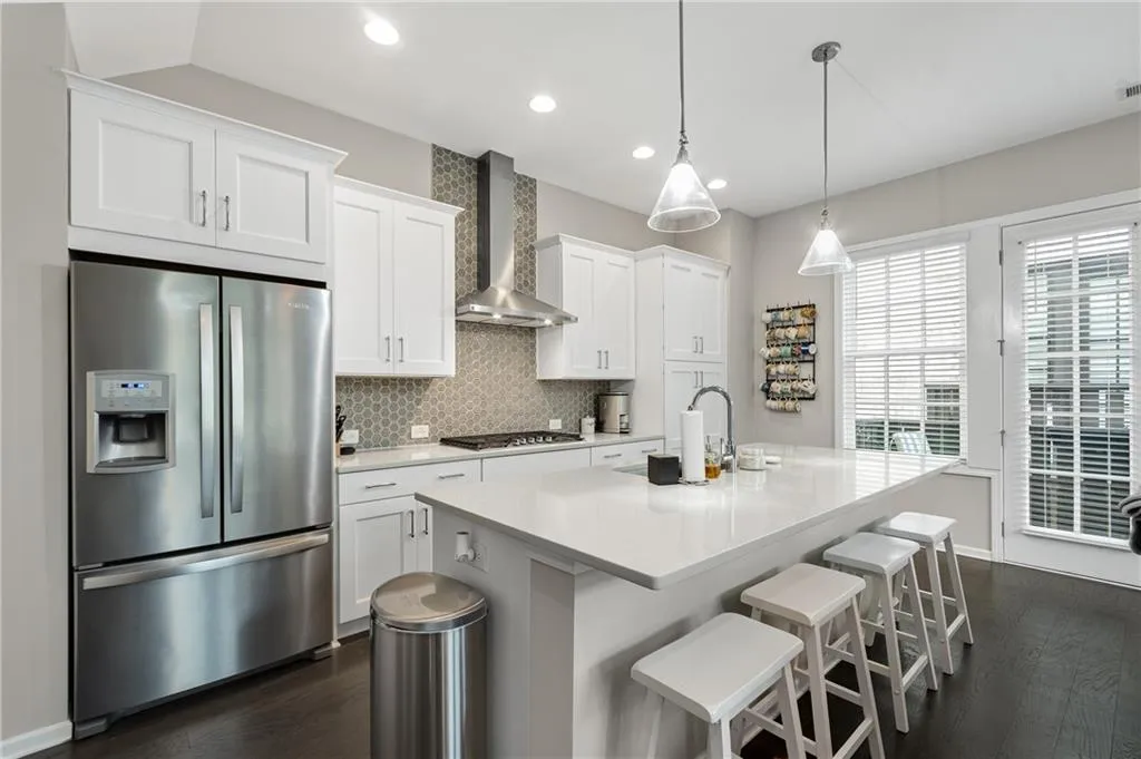 6614 Sterling Drive Unit 683, Sandy Springs, Georgia 30328, 1 Bedroom Bedrooms, ,1 BathroomBathrooms,Residential,Sold,6614 Sterling Drive Unit 683,7006696