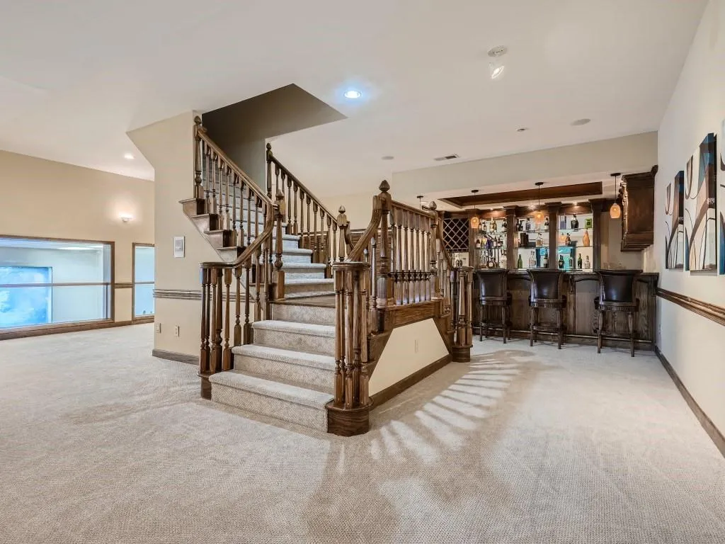 45 Pointe Ridge Drive, Sandy Springs, Georgia 30328, 6 Bedrooms Bedrooms, ,5 BathroomsBathrooms,Residential,Sold,45 Pointe Ridge Drive,7241455