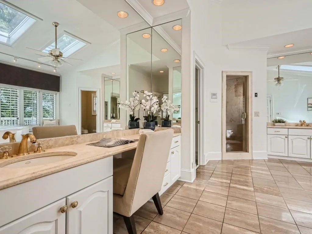 45 Pointe Ridge Drive, Sandy Springs, Georgia 30328, 6 Bedrooms Bedrooms, ,5 BathroomsBathrooms,Residential,Sold,45 Pointe Ridge Drive,7241455