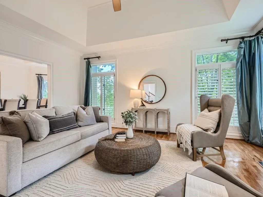 45 Pointe Ridge Drive, Sandy Springs, Georgia 30328, 6 Bedrooms Bedrooms, ,5 BathroomsBathrooms,Residential,Sold,45 Pointe Ridge Drive,7241455
