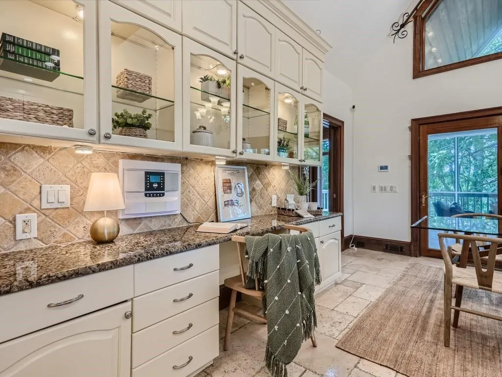 45 Pointe Ridge Drive, Sandy Springs, Georgia 30328, 6 Bedrooms Bedrooms, ,5 BathroomsBathrooms,Residential,Sold,45 Pointe Ridge Drive,7241455
