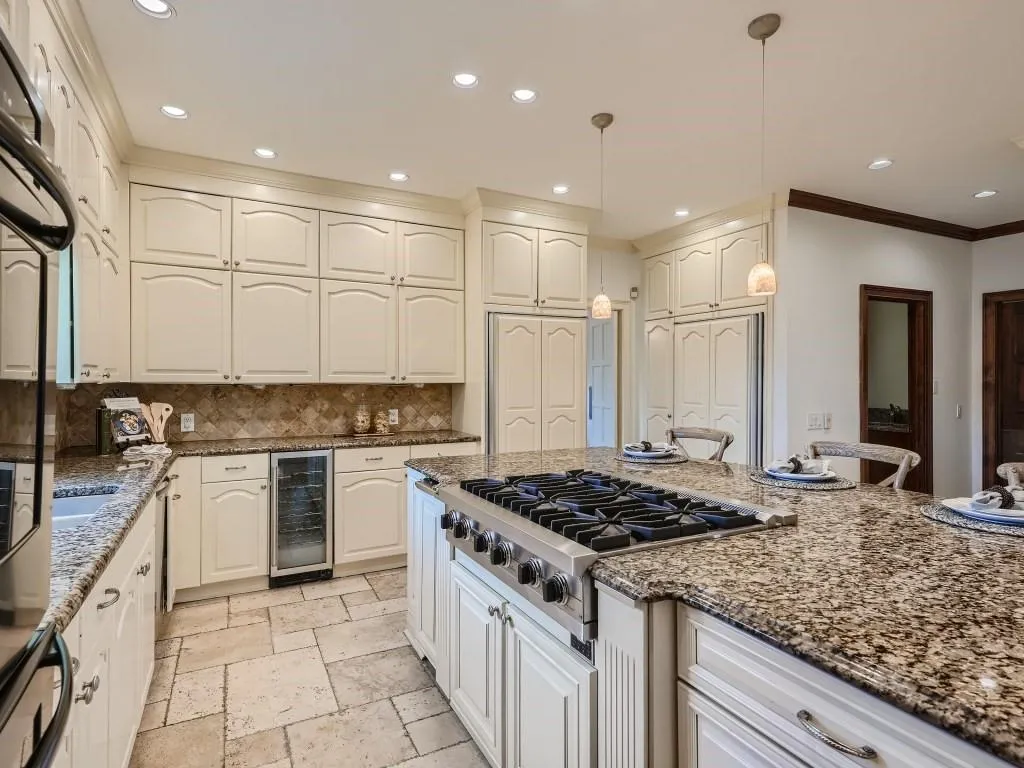 45 Pointe Ridge Drive, Sandy Springs, Georgia 30328, 6 Bedrooms Bedrooms, ,5 BathroomsBathrooms,Residential,Sold,45 Pointe Ridge Drive,7241455