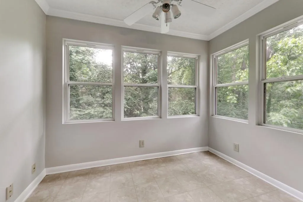 5157 Roswell Road Unit 5, Sandy Springs, Georgia 30342, 1 Bedroom Bedrooms, ,1 BathroomBathrooms,Residential,Sold,5157 Roswell Road Unit 5,6723189