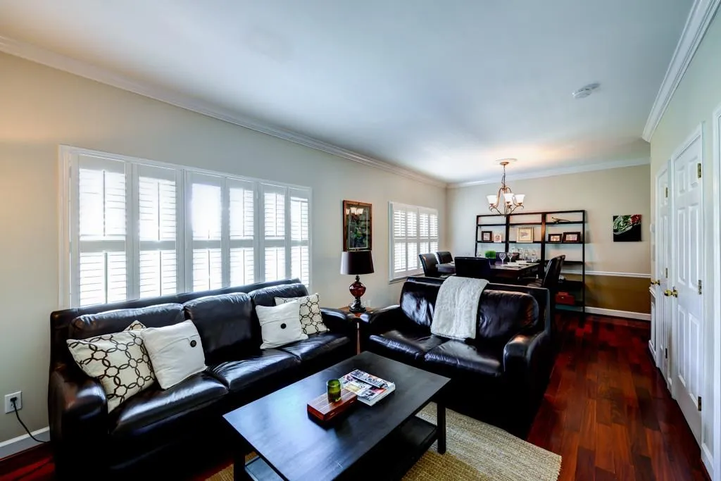 75 E Wesley Road Ne Unit 2, Atlanta, Georgia 30305, 2 Bedrooms Bedrooms, ,2 BathroomsBathrooms,Residential,Sold,75 E Wesley Road Ne Unit 2,5676195