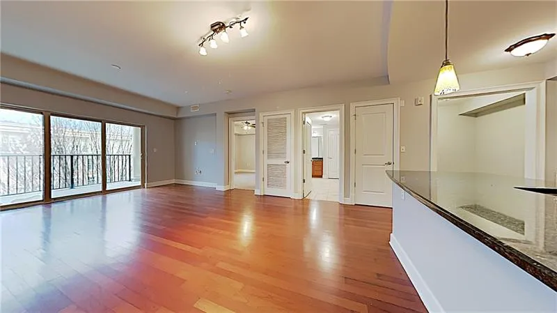 200 River Vista Drive Unit 512, Atlanta, Georgia 30339, 1 Bedroom Bedrooms, ,1 BathroomBathrooms,Residential,Sold,200 River Vista Drive Unit 512,6655102