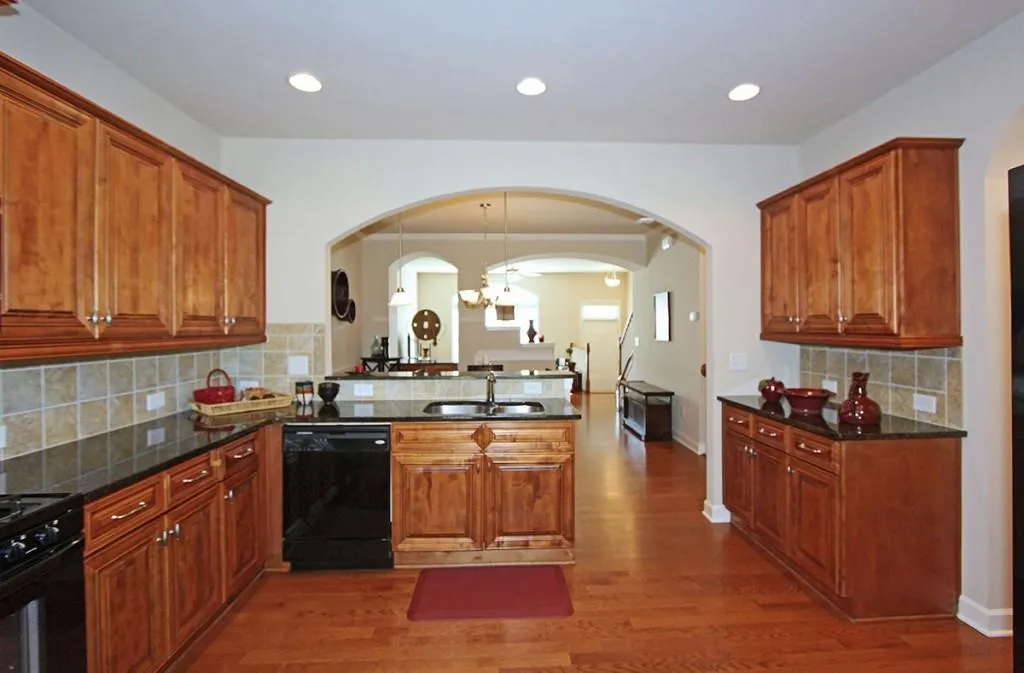 7290 Glisten Avenue Unit 94, Sandy Springs, Georgia 30328, 3 Bedrooms Bedrooms, ,3 BathroomsBathrooms,Residential,Sold,7290 Glisten Avenue Unit 94,5614859