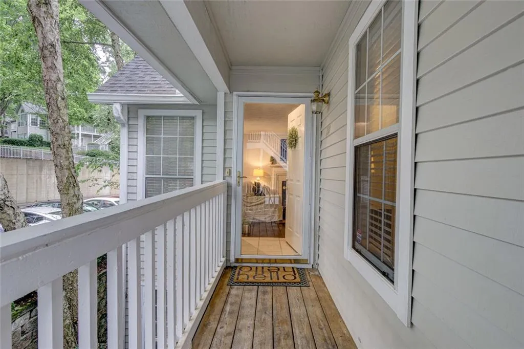 1110 Gettysburg Place, Sandy Springs, Georgia 30350, 2 Bedrooms Bedrooms, ,2 BathroomsBathrooms,Residential,Sold,1110 Gettysburg Place,7100831
