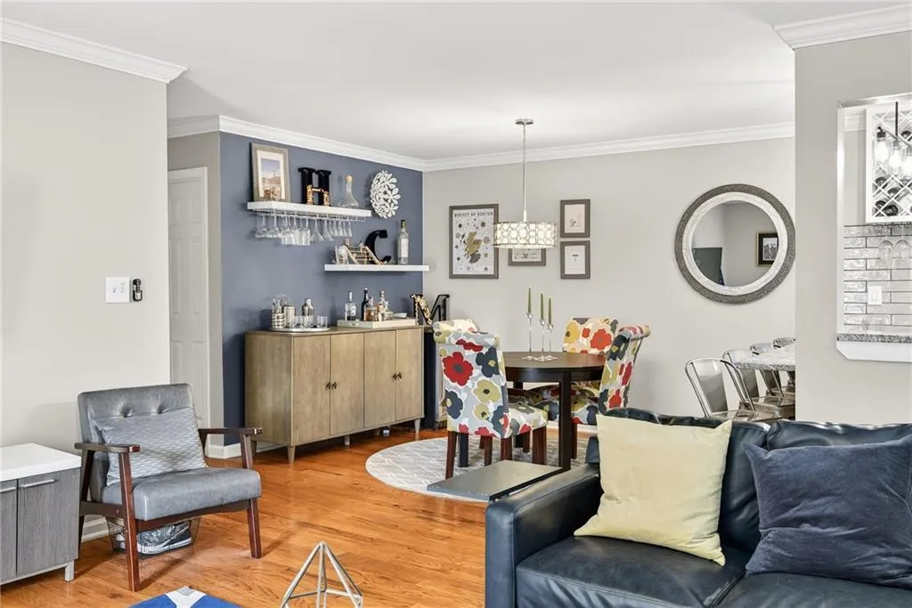 1704 Brighton Point, Atlanta, Georgia 30328, 2 Bedrooms Bedrooms, ,2 BathroomsBathrooms,Residential,For Sale,1704 Brighton Point,7654901