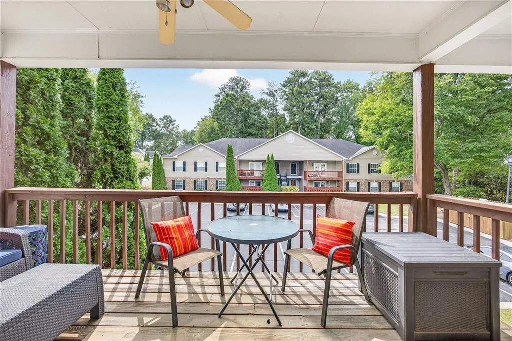 1704 Brighton Point, Atlanta, Georgia 30328, 2 Bedrooms Bedrooms, ,2 BathroomsBathrooms,Residential,For Sale,1704 Brighton Point,7654901