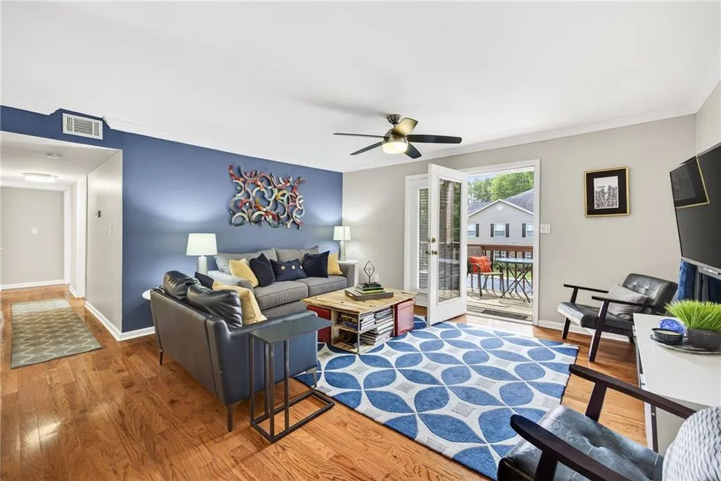 1704 Brighton Point, Atlanta, Georgia 30328, 2 Bedrooms Bedrooms, ,2 BathroomsBathrooms,Residential,For Sale,1704 Brighton Point,7654901