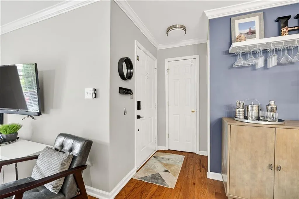 1704 Brighton Point, Atlanta, Georgia 30328, 2 Bedrooms Bedrooms, ,2 BathroomsBathrooms,Residential,For Sale,1704 Brighton Point,7654901