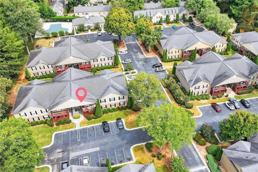 1704 Brighton Point, Atlanta, Georgia 30328, 2 Bedrooms Bedrooms, ,2 BathroomsBathrooms,Residential,For Sale,1704 Brighton Point,7654901