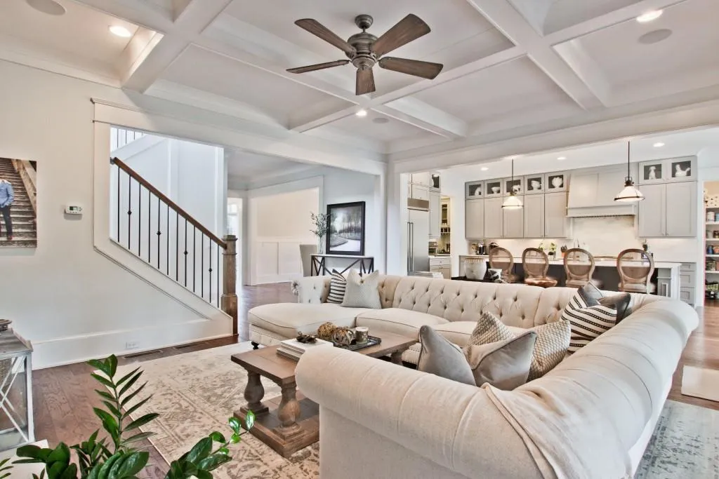 4695 Park Lane, Atlanta, Georgia 30342, 5 Bedrooms Bedrooms, ,5 BathroomsBathrooms,Residential,Sold,4695 Park Lane,6928268