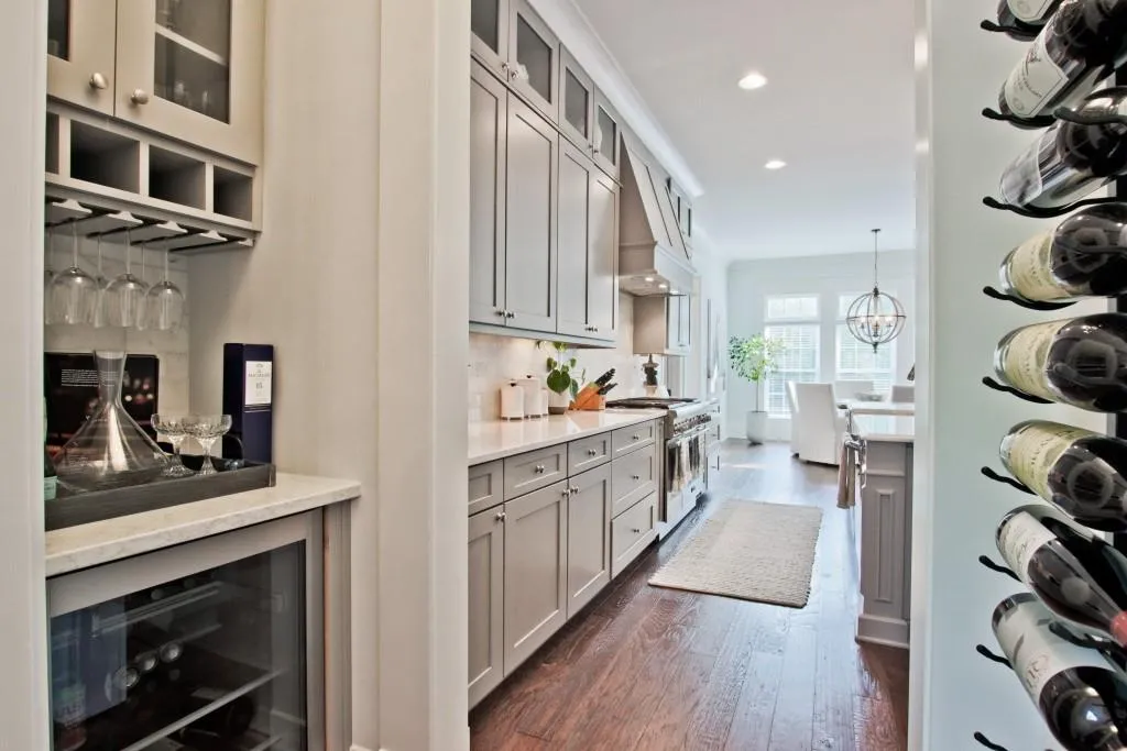 4695 Park Lane, Atlanta, Georgia 30342, 5 Bedrooms Bedrooms, ,5 BathroomsBathrooms,Residential,Sold,4695 Park Lane,6928268