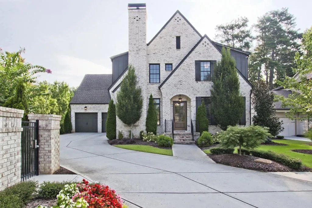4695 Park Lane, Atlanta, Georgia 30342, 5 Bedrooms Bedrooms, ,5 BathroomsBathrooms,Residential,Sold,4695 Park Lane,6928268