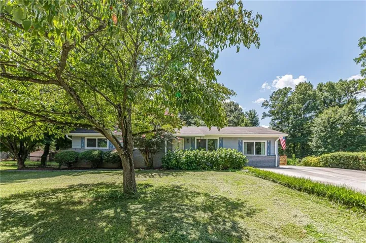 877 King Drive, Conyers, Georgia 30094