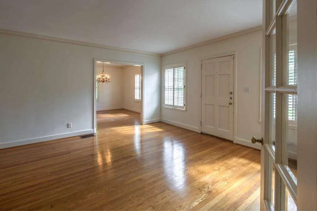 4006 N Stratford Road Ne, Atlanta, Georgia 30342, 3 Bedrooms Bedrooms, ,2 BathroomsBathrooms,Residential,Sold,4006 N Stratford Road Ne,5687297