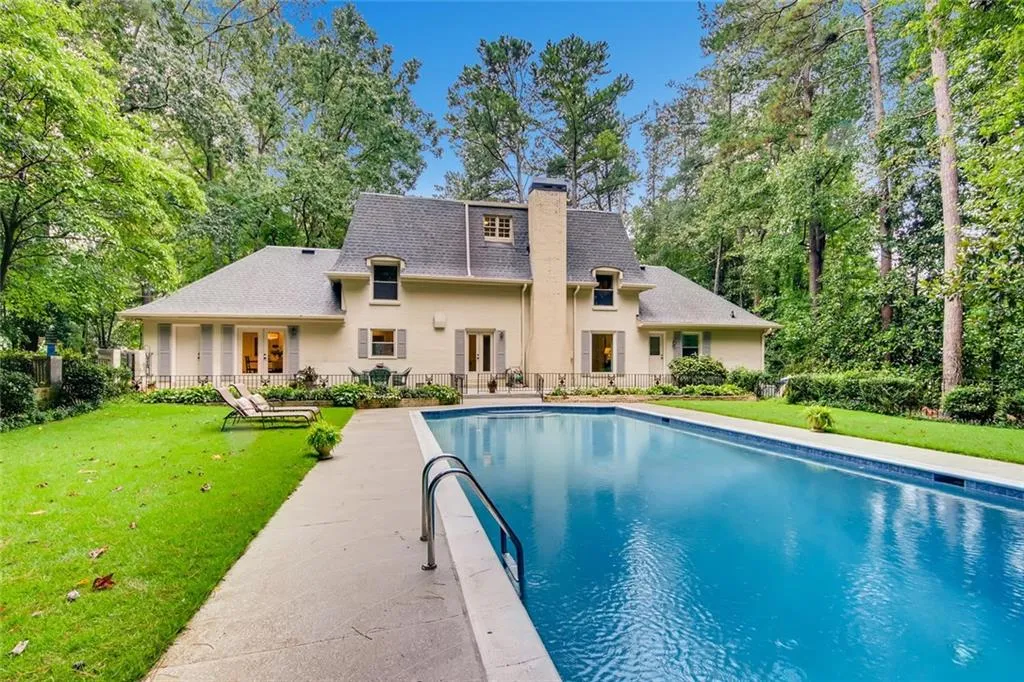 1890 Old Dominion Drive, Sandy Springs, Georgia 30350, 5 Bedrooms Bedrooms, ,3 BathroomsBathrooms,Residential,Sold,1890 Old Dominion Drive,6771142