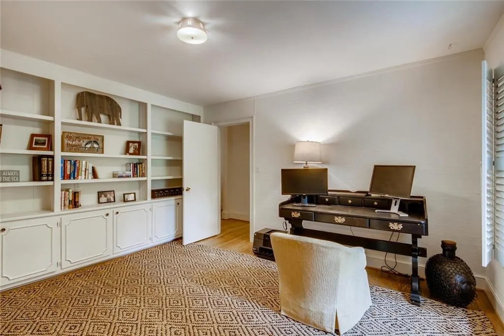 1890 Old Dominion Drive, Sandy Springs, Georgia 30350, 5 Bedrooms Bedrooms, ,3 BathroomsBathrooms,Residential,Sold,1890 Old Dominion Drive,6771142