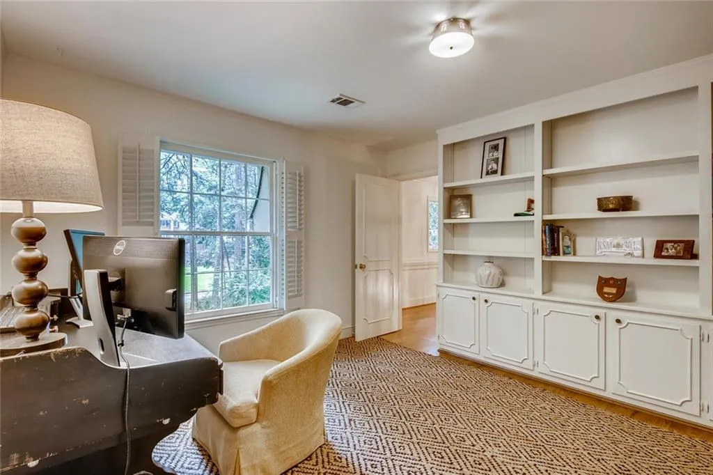1890 Old Dominion Drive, Sandy Springs, Georgia 30350, 5 Bedrooms Bedrooms, ,3 BathroomsBathrooms,Residential,Sold,1890 Old Dominion Drive,6771142