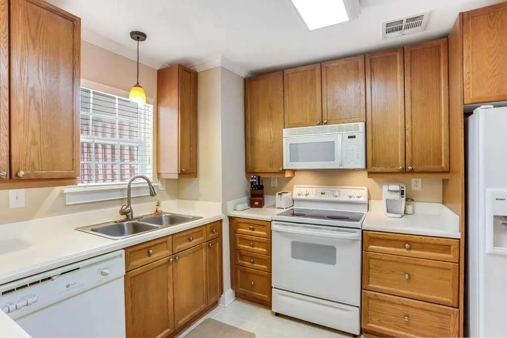 503 Masons Creek Circle, Atlanta, Georgia 30350, 3 Bedrooms Bedrooms, ,2 BathroomsBathrooms,Residential,Sold,503 Masons Creek Circle,6863397