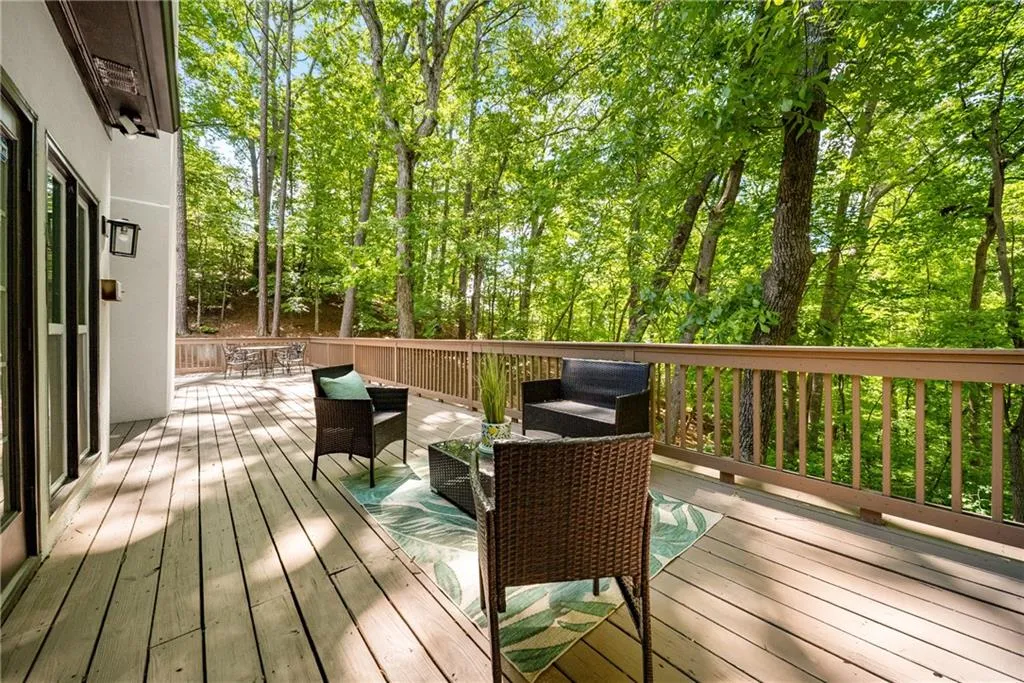 2960 Coles Way, Atlanta, Georgia 30350, 7 Bedrooms Bedrooms, ,5 BathroomsBathrooms,Residential,For Sale,2960 Coles Way,7760364