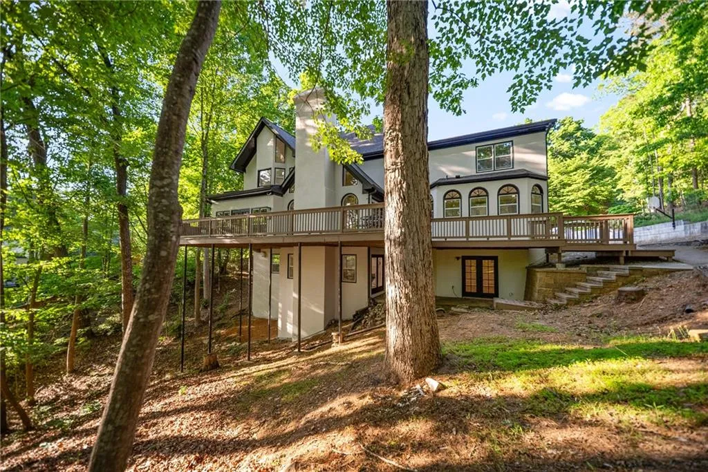 2960 Coles Way, Atlanta, Georgia 30350, 7 Bedrooms Bedrooms, ,5 BathroomsBathrooms,Residential,For Sale,2960 Coles Way,7760364