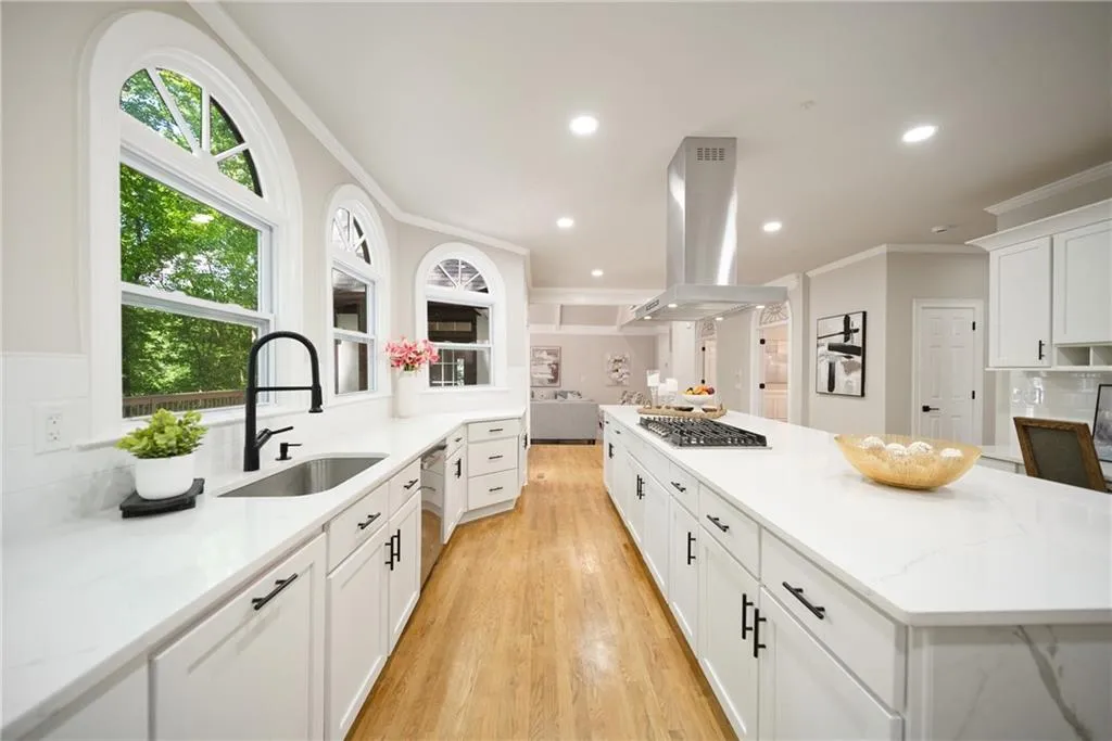2960 Coles Way, Atlanta, Georgia 30350, 7 Bedrooms Bedrooms, ,5 BathroomsBathrooms,Residential,For Sale,2960 Coles Way,7760364
