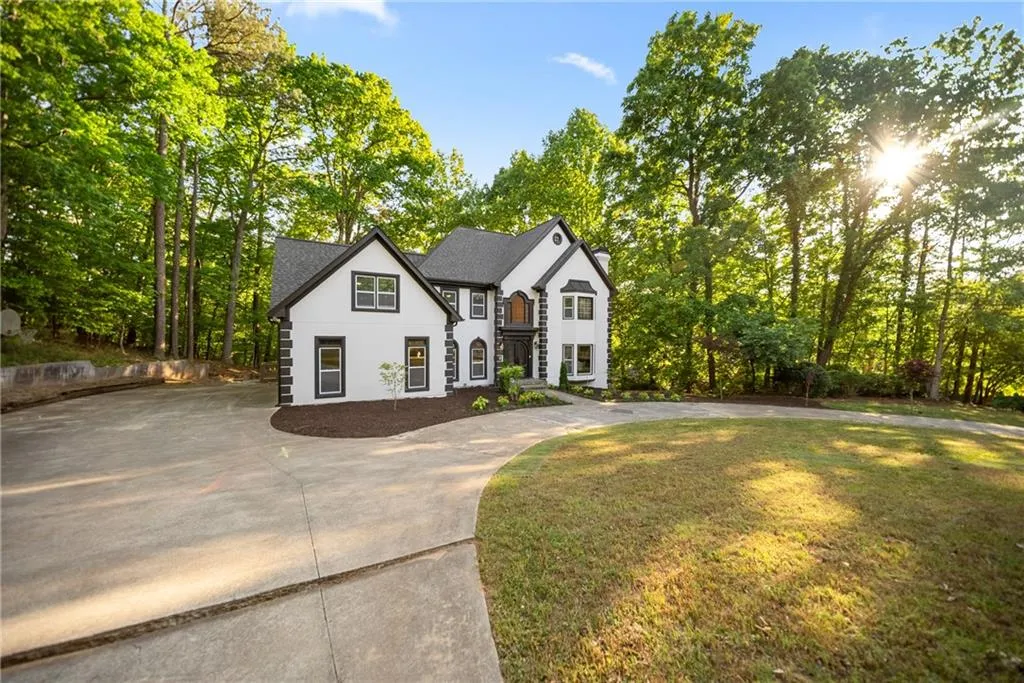 2960 Coles Way, Atlanta, Georgia 30350, 7 Bedrooms Bedrooms, ,5 BathroomsBathrooms,Residential,For Sale,2960 Coles Way,7760364